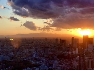夜の散歩シリーズ：東京夜景散歩　六本木ヒルズから富士山と春の夕暮れを眺める