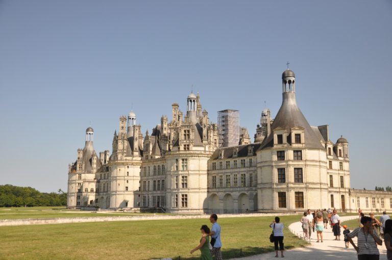 旅する美術史：シャンボール城とレオナルド・ダ・ヴィンチ　二重らせん階段に見るルネサンスの想像力